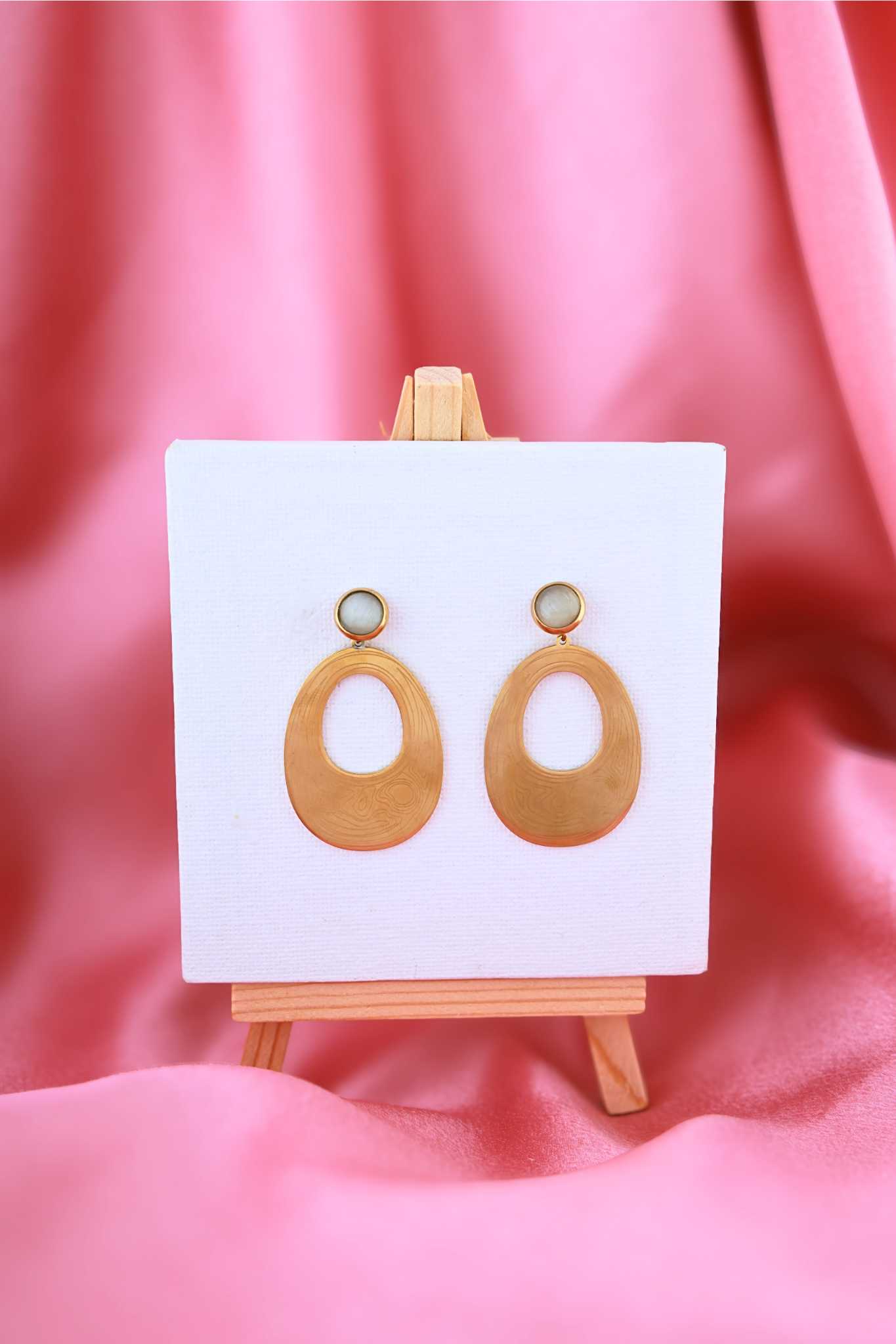 Golden Aura Drop Earrings