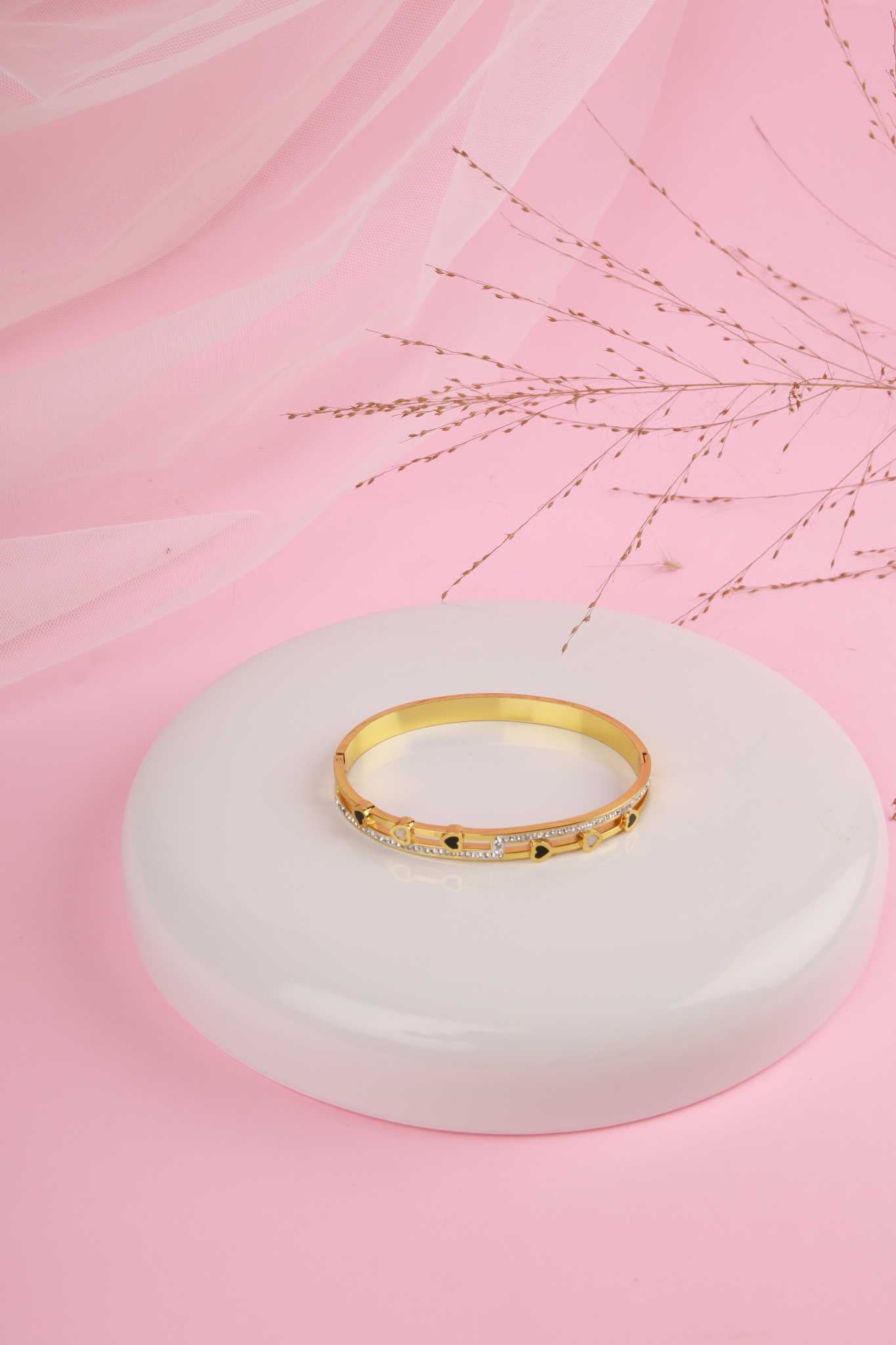 Eternal Hearts Diamond Kada