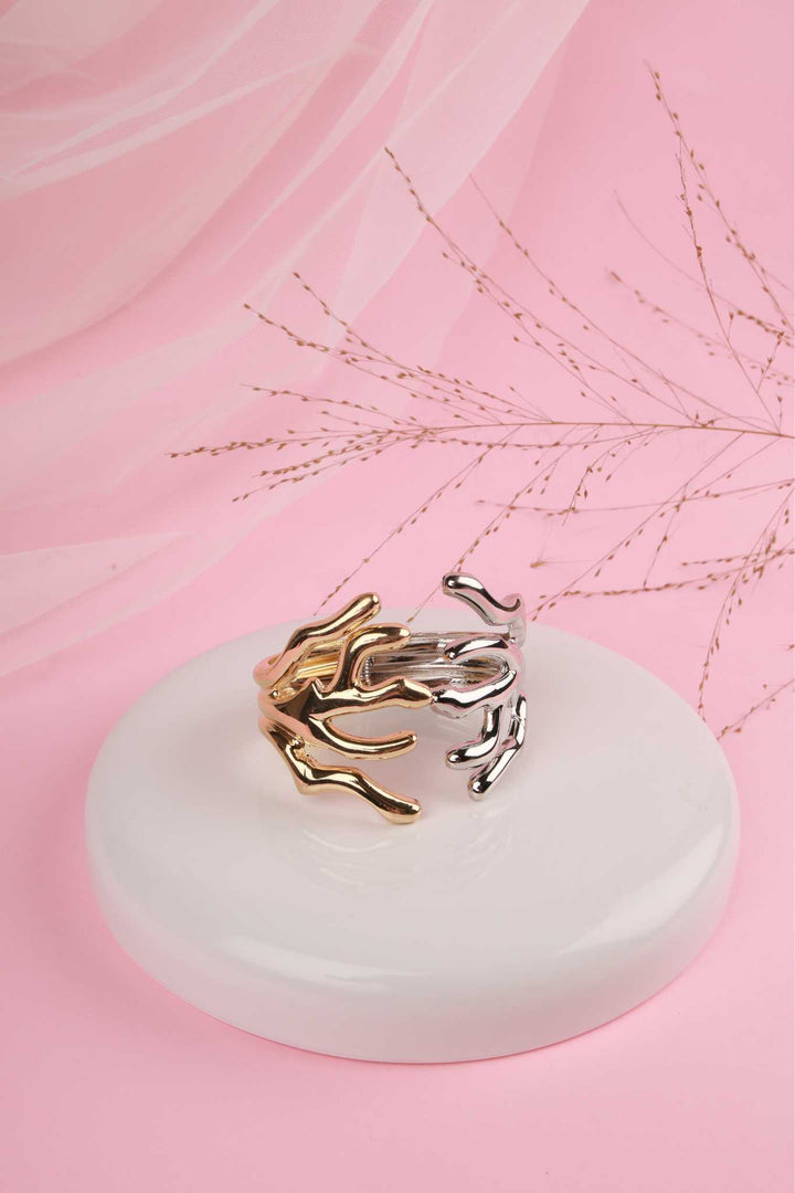 Sea-Inspired Elegance Kada