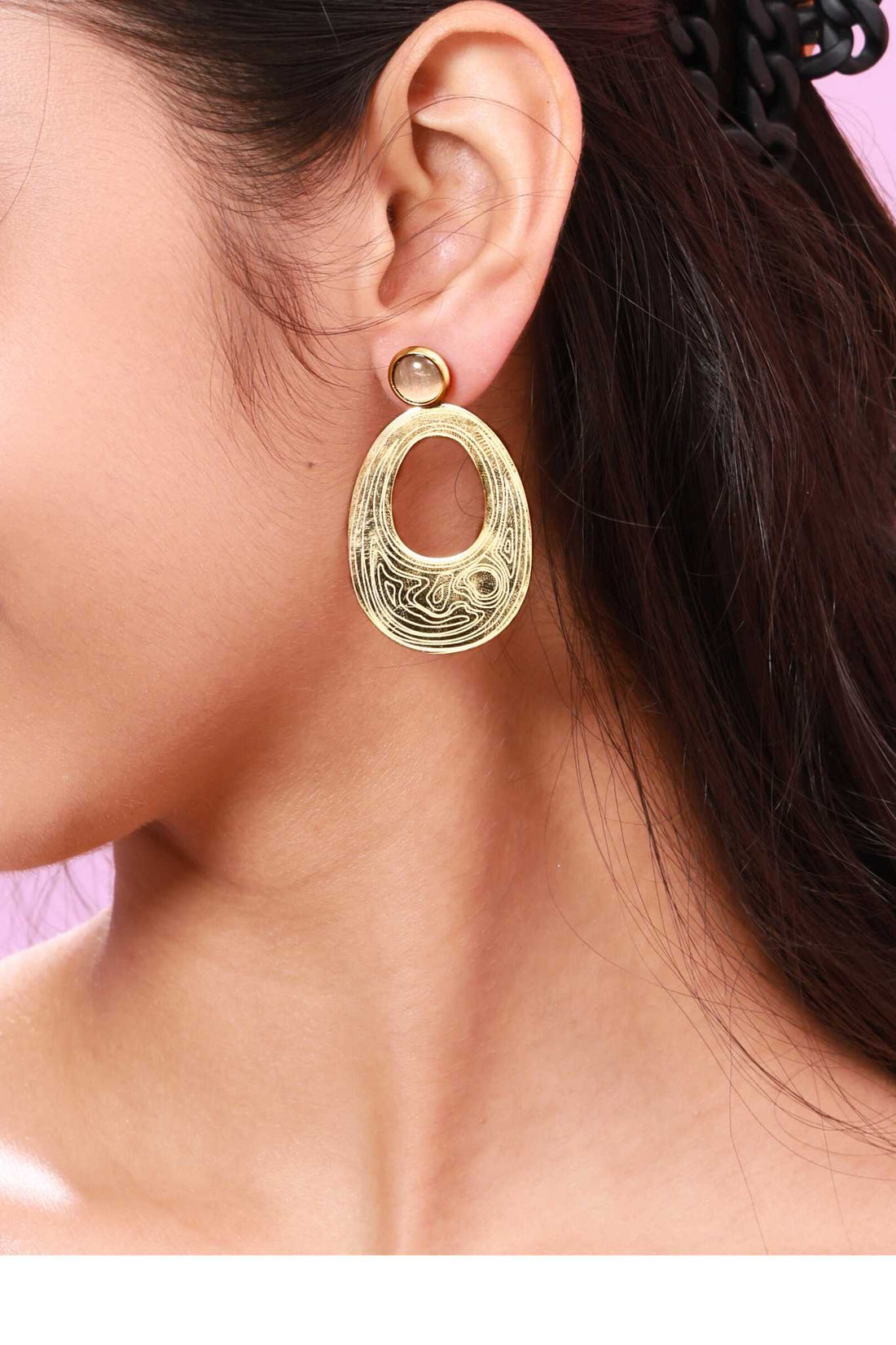 Golden Aura Drop Earrings