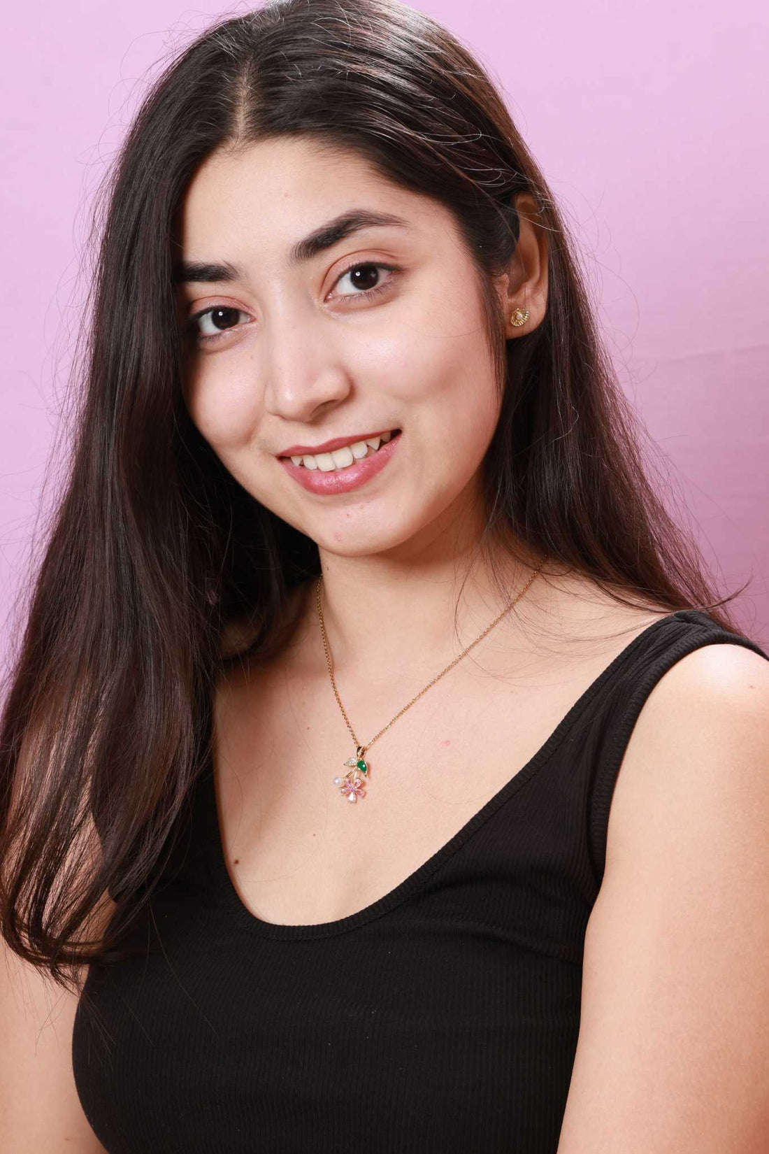 Bloom Charm Floral Pendant Necklace