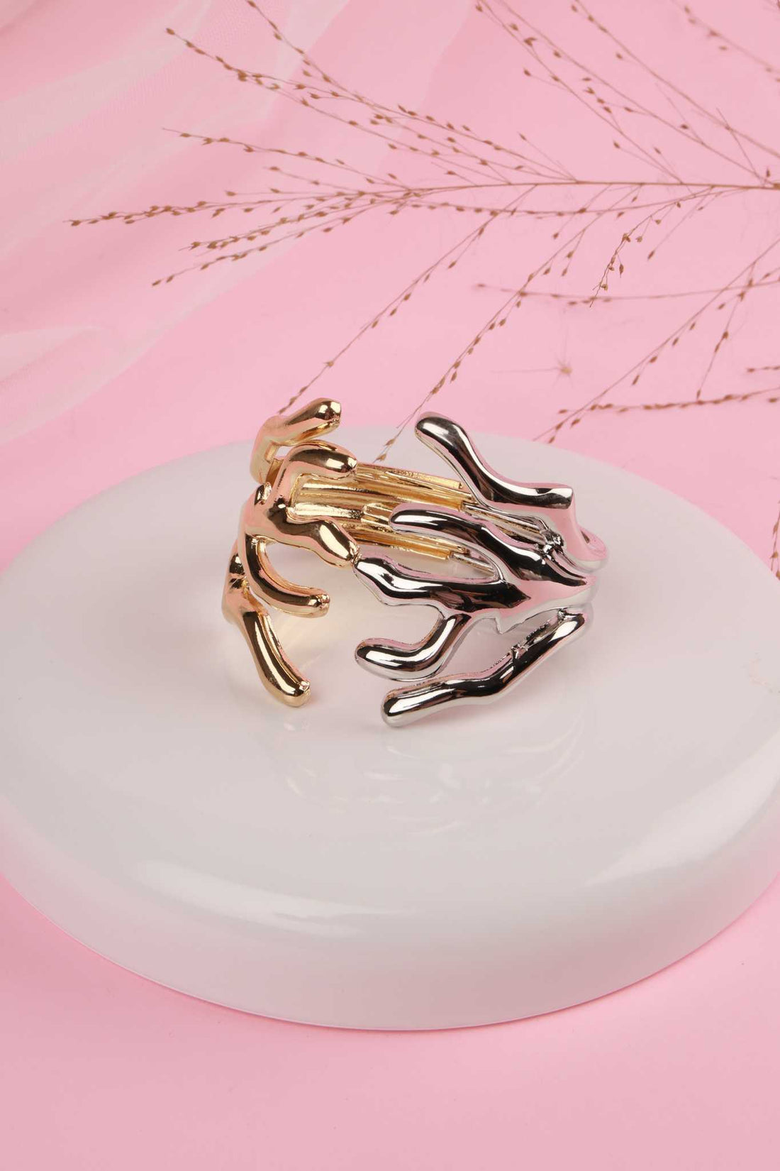 Sea-Inspired Elegance Kada