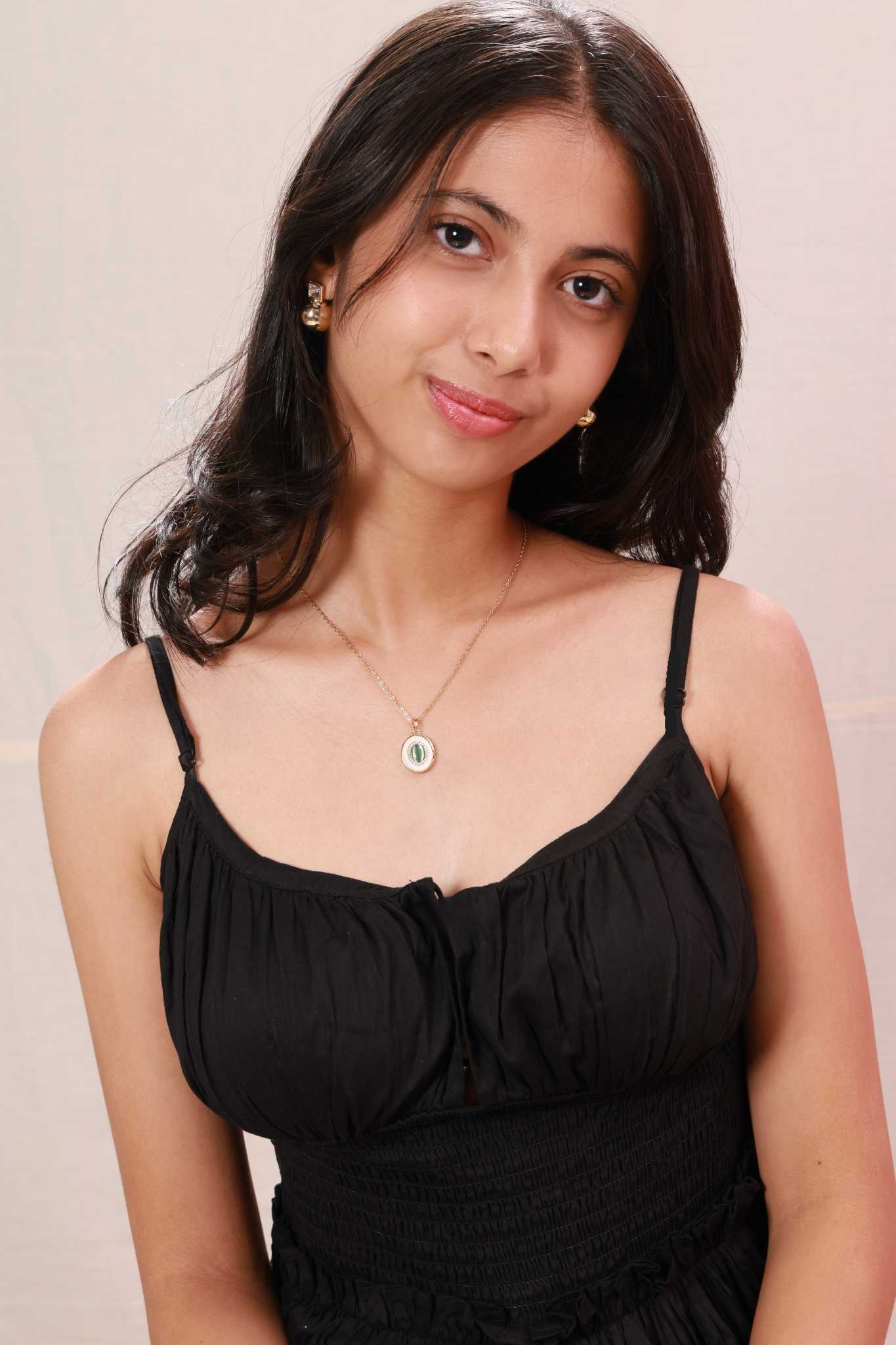 Emerald Glow Medallion Necklace