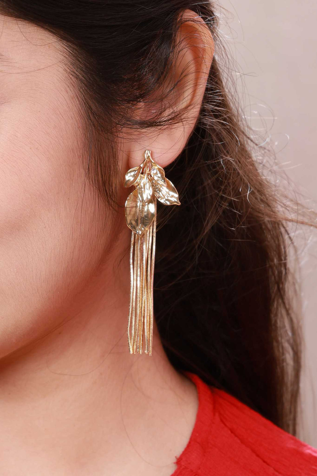 Aurora Oval Drop Earrings – Gold Finish