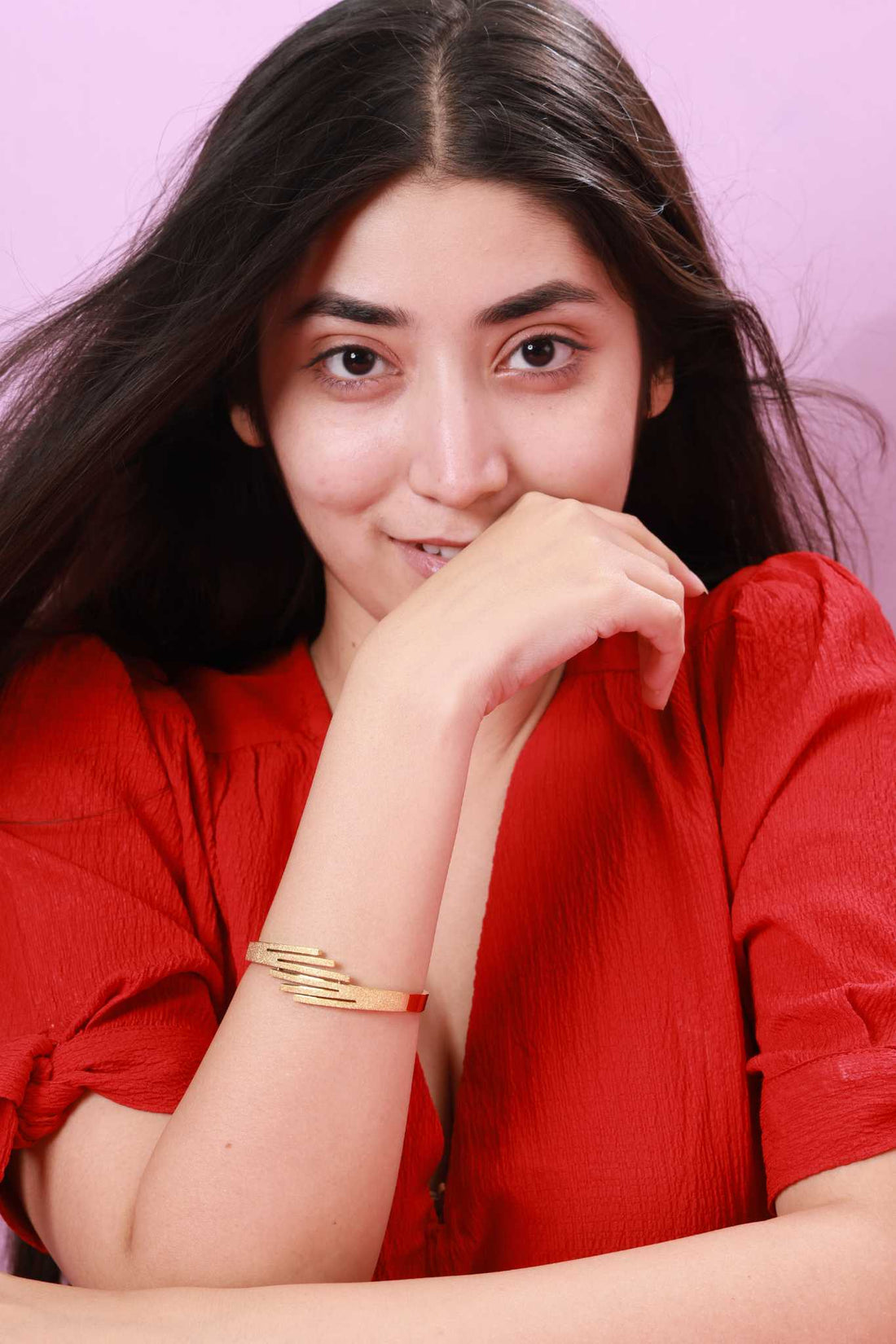 Luminous Layers Kada