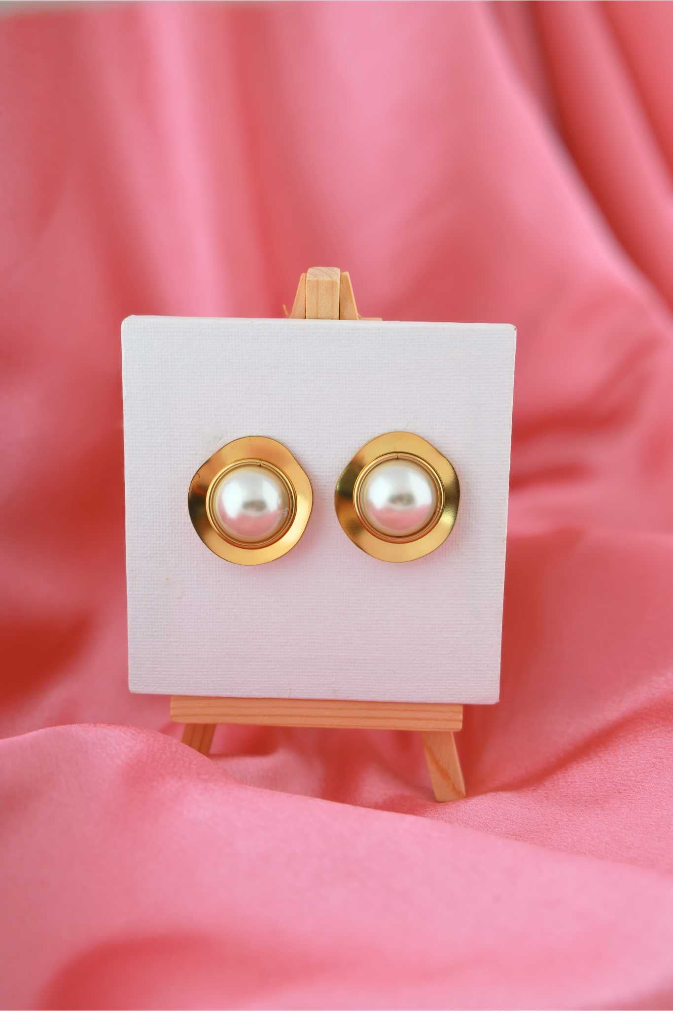 Pearl Aura Halo Stud Earrings