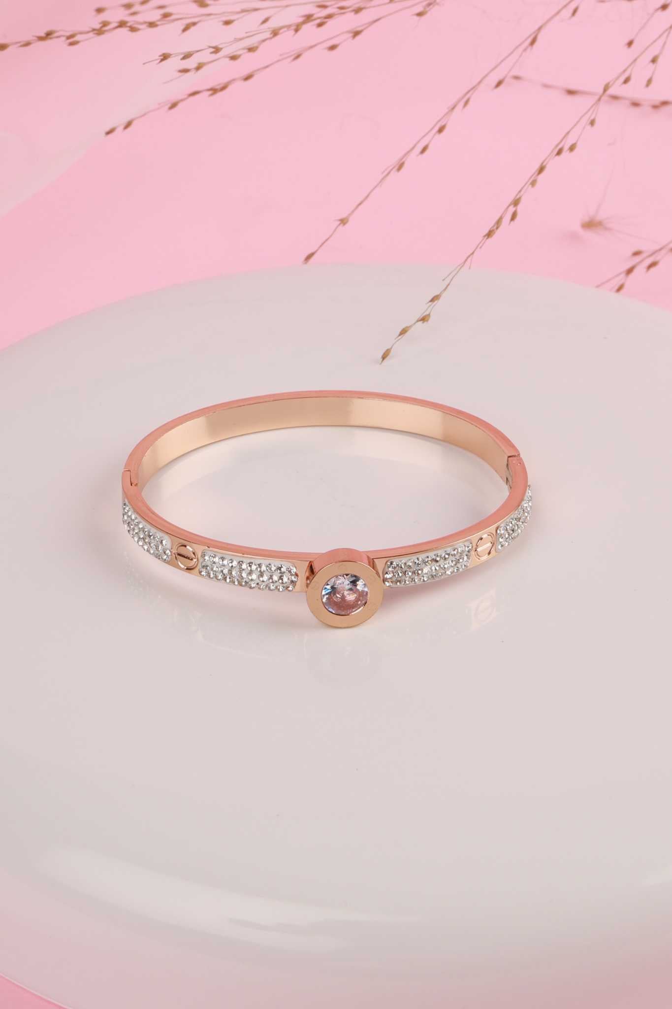 Radiant Solitaire Kada - 2